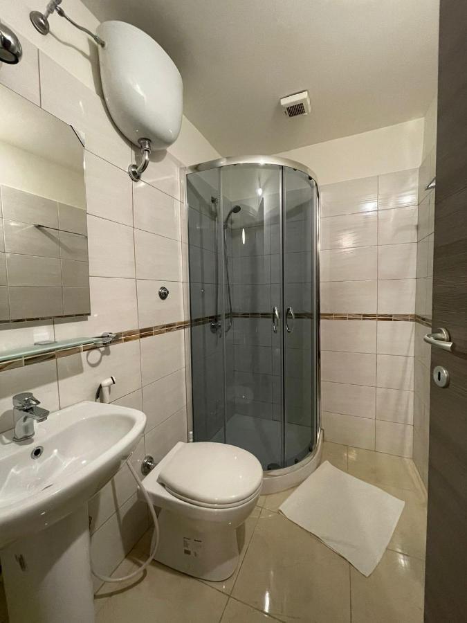 Guest House Cernaia Roma Esterno foto